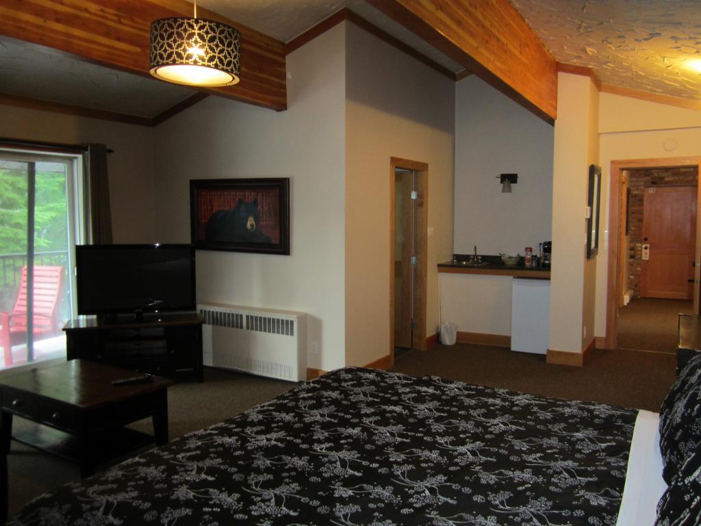 The At Skeena Landing Mini-hôtel Terrace